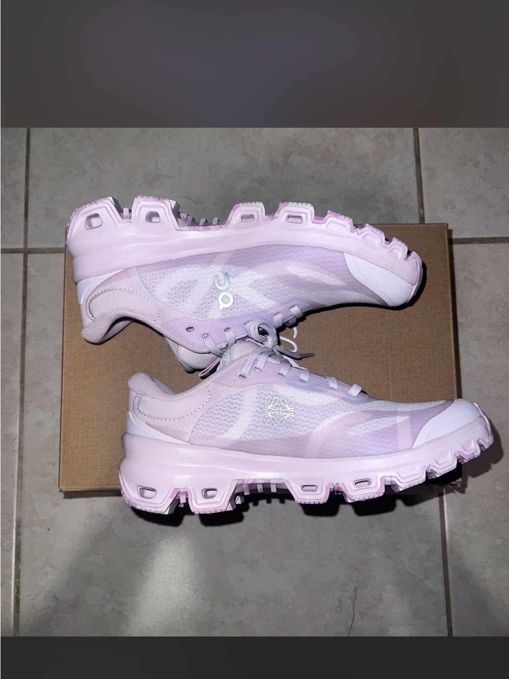 Loewe/ OnCloud Light Pink
